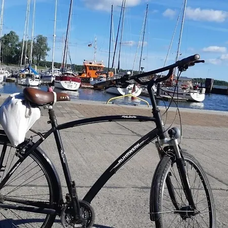 Ferienhaus Bisdorf Nahe Der Insel Rugen - #120424 Kinnbackenhagen